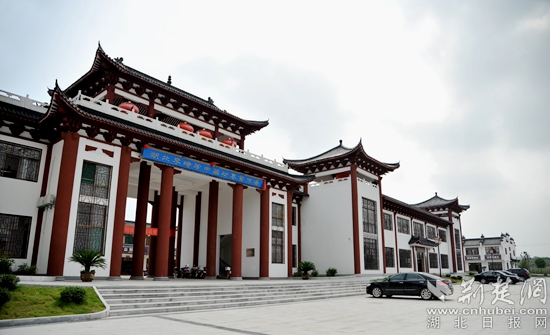 李時珍國際醫(yī)藥港(陳鈺).jpg