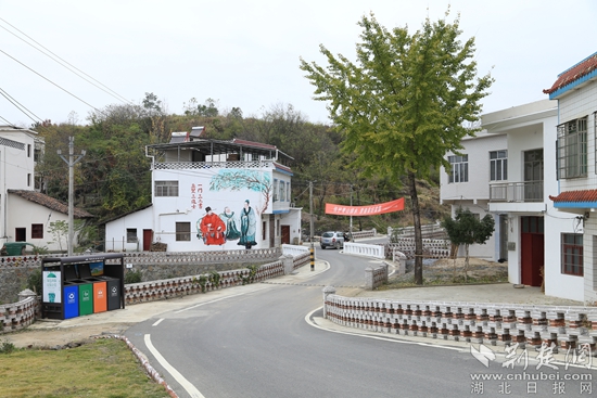 8、中國傳統(tǒng)村落大堝村_副本.jpg
