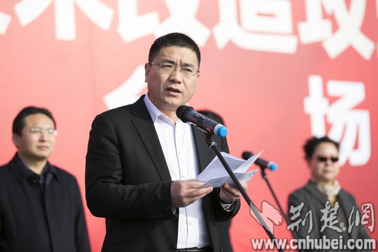 LO4A8530.jpg LO4A8530.jpg