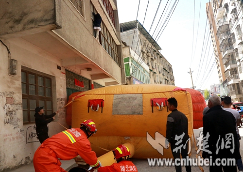 2_副本.jpg 2_副本.jpg